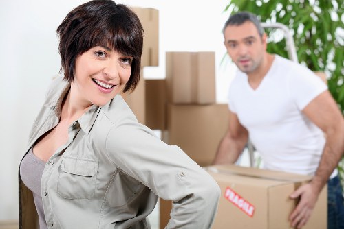 Final review of a complaint before closure in a removals company